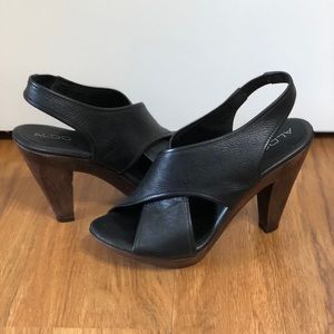 Aldo black leather with dark brown wooden heel